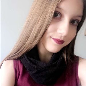 Meet your Posher, Gina